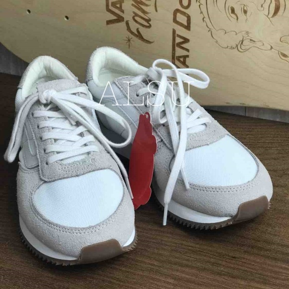 NWT VANS Runner White Suede Canvas Kid’s AUTHENTIC - Picture 3 of 8